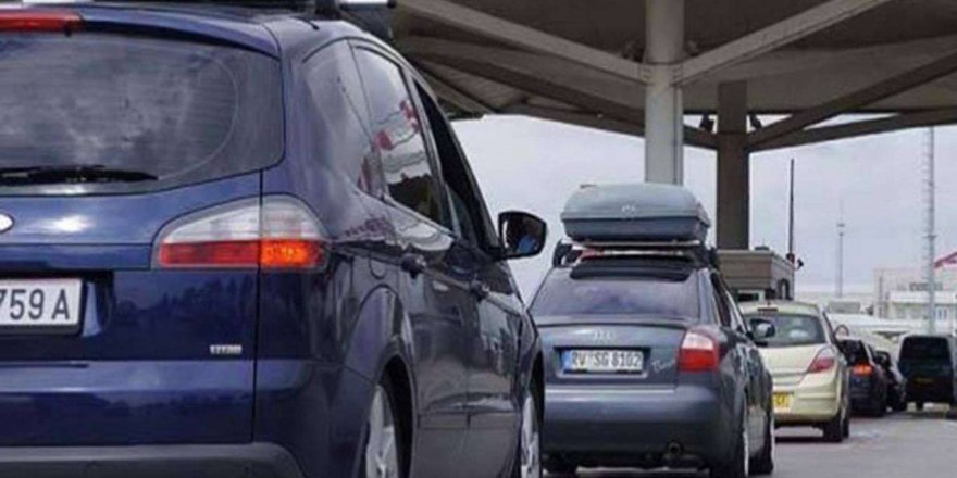 Yurt dışındaki Türk vatandaşlarının araçları için izin süresi uzatıldı