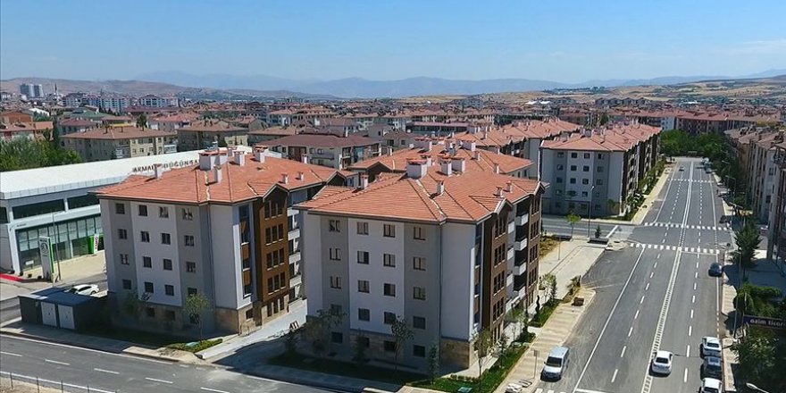 Deprem sonrası Elazığ'da 17 bin 593 konut hızla yükseliyor