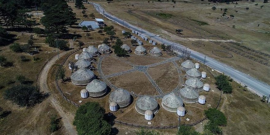 Osmanlı'nın savaşlara hazırlandığı Kocayayla'daki otağlar izole tatilin adresi oldu