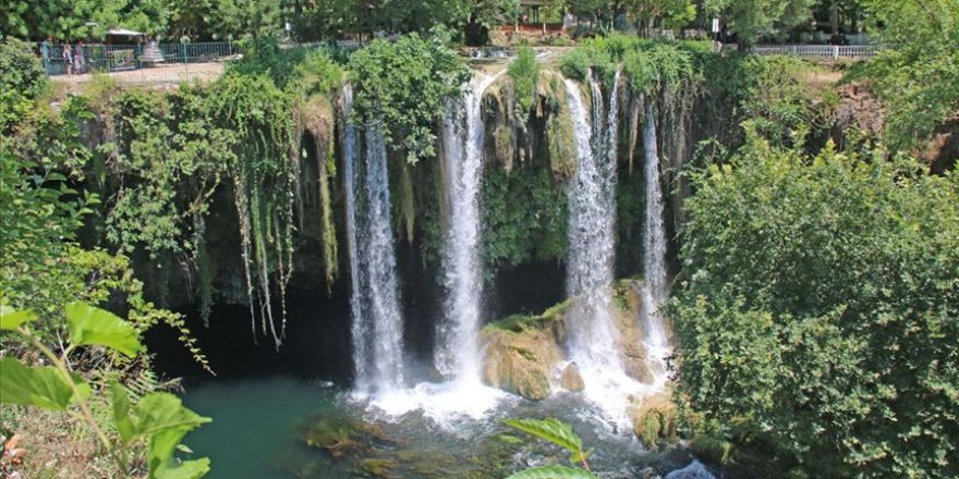 Düden Şelalesi 'kesin korunacak hassas alan' ilan edildi