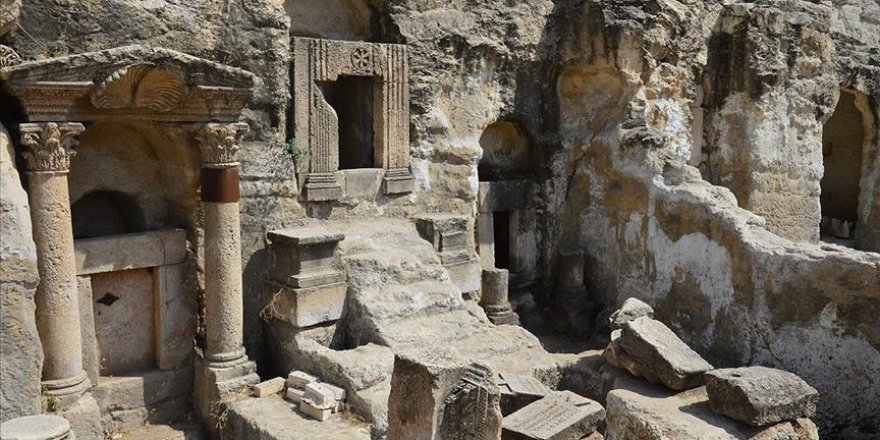 Göbeklitepe'nin gizemi kaya mezarlarındaki kazılarda aranıyor