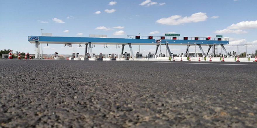 Ankara-Niğde Otoyolu'ndan ilk gün 10 bine yakın araç geçti
