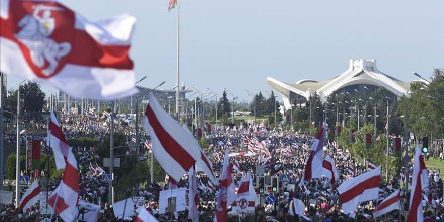 Belarus'ta protestoculara polis müdahalesi