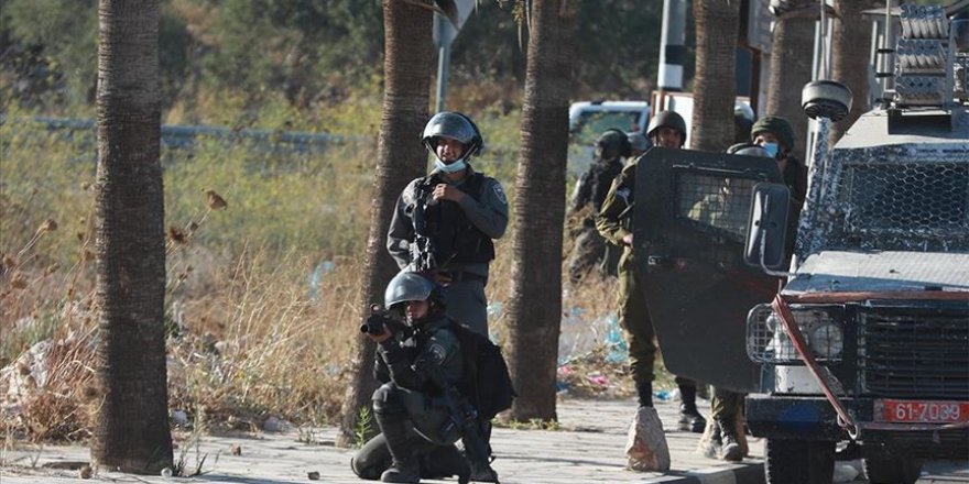 İsrail güçleri Batı Şeria ile Doğu Kudüs’te 15 Filistinliyi gözaltına aldı