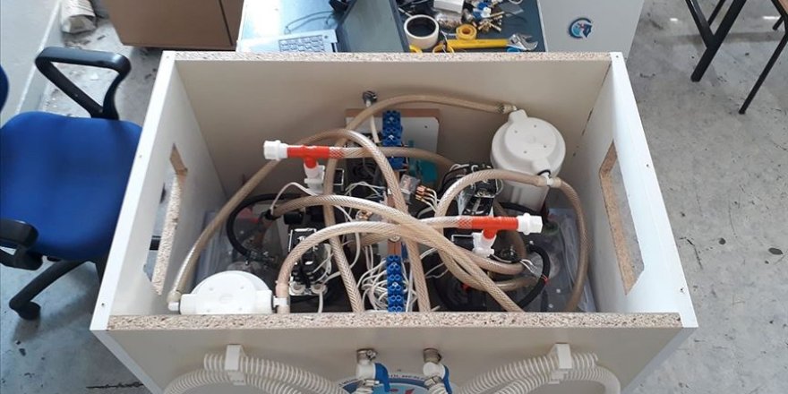 Meslek lisesi öğretmeninden havadaki virüsleri etkisizleştiren teknoloji