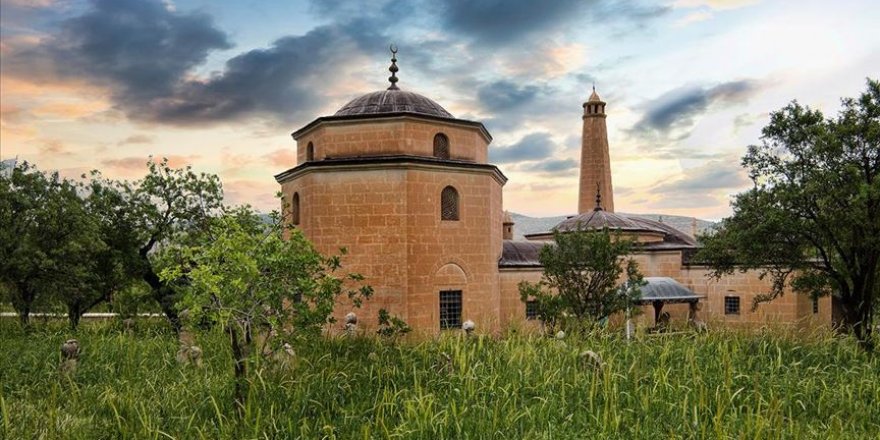 Siirt'teki "ışık hadisesi" Kovid-19 tedbirleri alınarak izlenecek