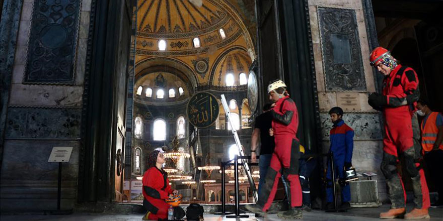 Ayasofya'da yeni keşifler