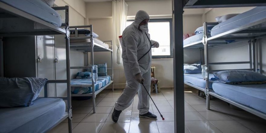 Açık cezaevlerindeki hükümlülerin Kovid-19 izin süreleri 2 ay daha uzatıldı