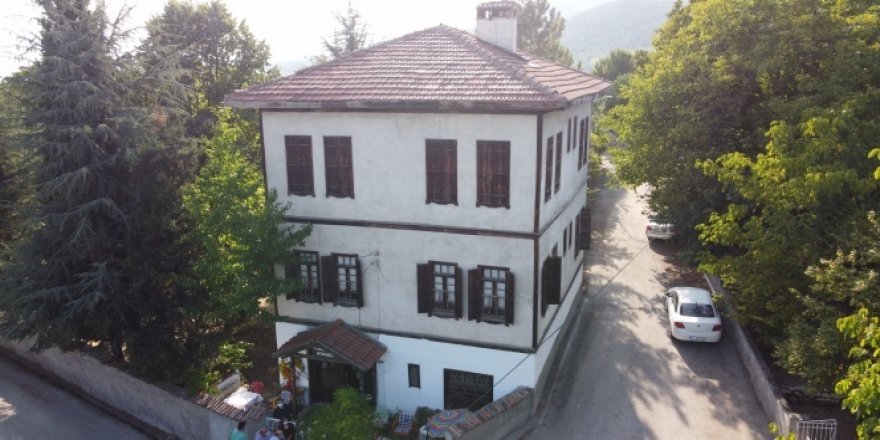 Safranbolu'da 130 yıllık tarihi konağa ‘En İyi Korunan Ev' plaketi