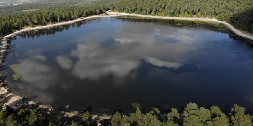 Kurt Gölü görenleri mest ediyor
