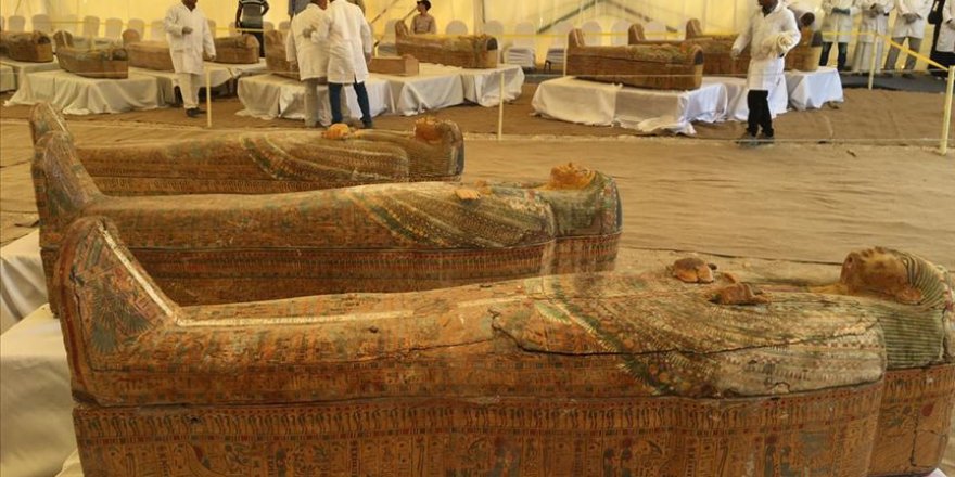 Mısır'da 2 bin 500 yıllık 59 tabut bulundu