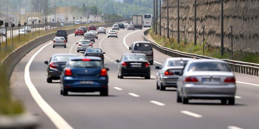 Trafikteki araç sayısı 25 milyona yaklaştı