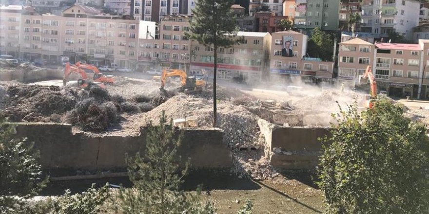 TOKİ selden etkilenen Dereli'de afetzedeler için konut yapım çalışmalarına başladı