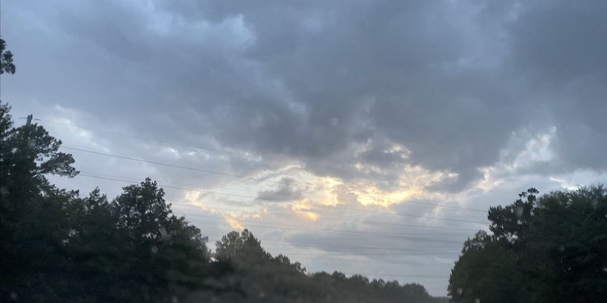 Delta Kasırgası ABD'nin Louisiana eyaletini vurmaya başladı