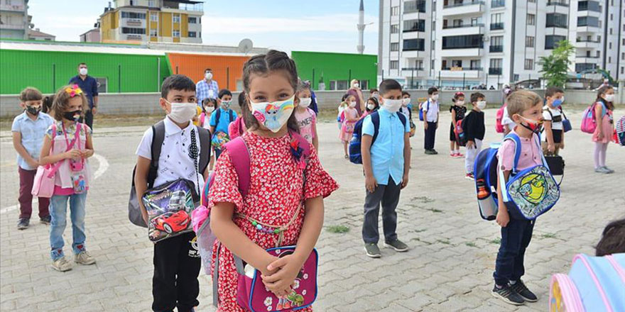 AB'den 8 ildeki 55 okula 50 milyon avro hibe desteği