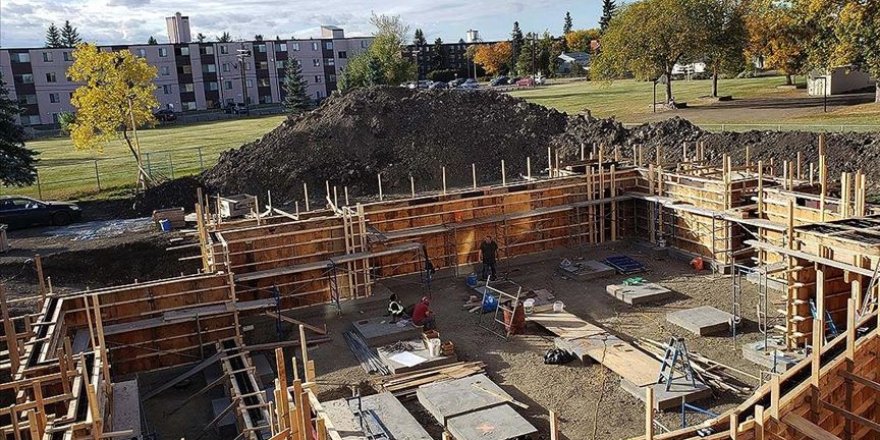 Kanada'daki Türkler Edmonton kentine cami yaptırıyor