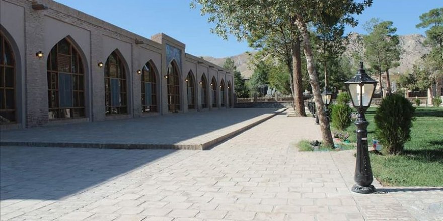 TİKA, Afganistan'daki tarihi Ali Şir Nevai Camii’ni yeniledi