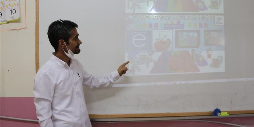 20 bin sözleşmeli öğretmen kadroya geçecek