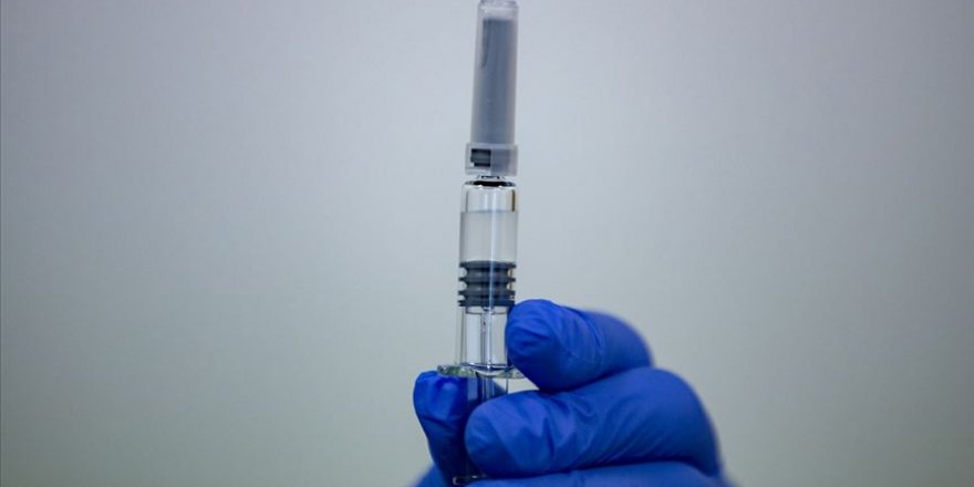 Almanya'dan getirilen Kovid-19 aşısı Sakarya ve Kocaeli'de gönüllülere uygulanmaya başlandı