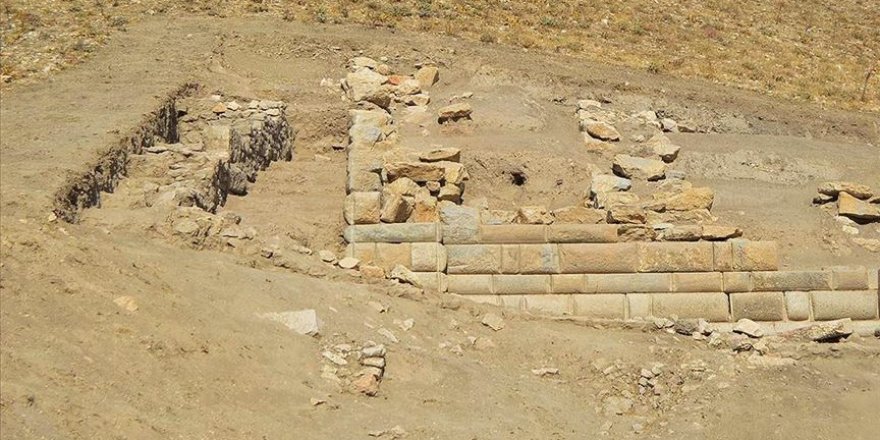 Apameia Antik Kenti yakınında Helenistik döneme ait 'duvar' bulundu