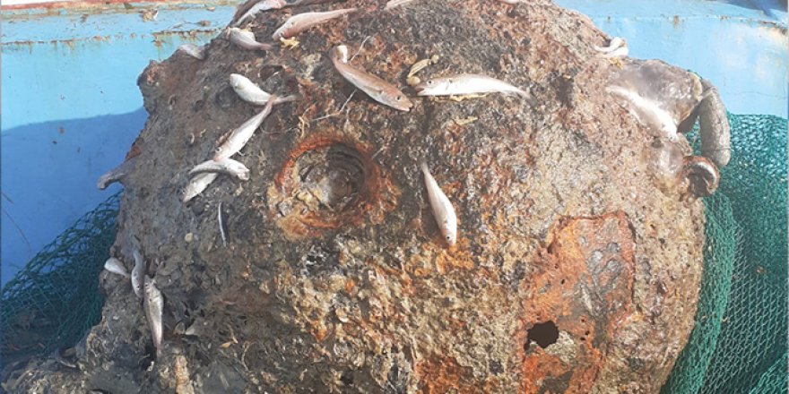 Rumeli Feneri açıklarında balıkçıların ağına mayın takıldı