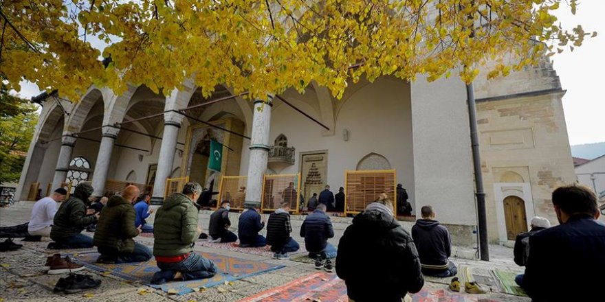 Saraybosnalı Müslümanlardan Hazreti Muhammed'i hedef alan karikatürlere tepki