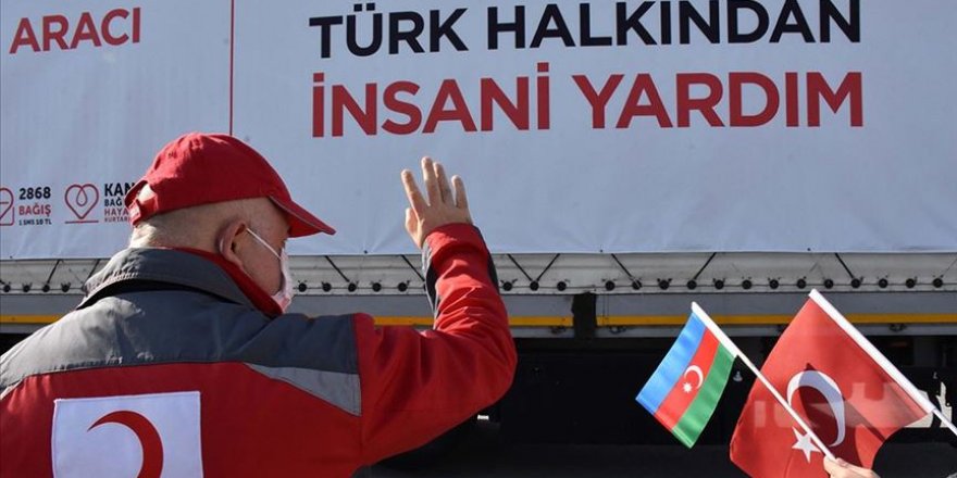 Türk Kızılaydan Azerbaycan'a 11 tır insani yardım