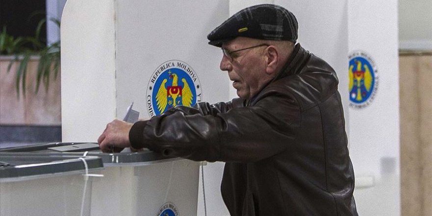 Moldova'da halk cumhurbaşkanını seçmek için sandık başında