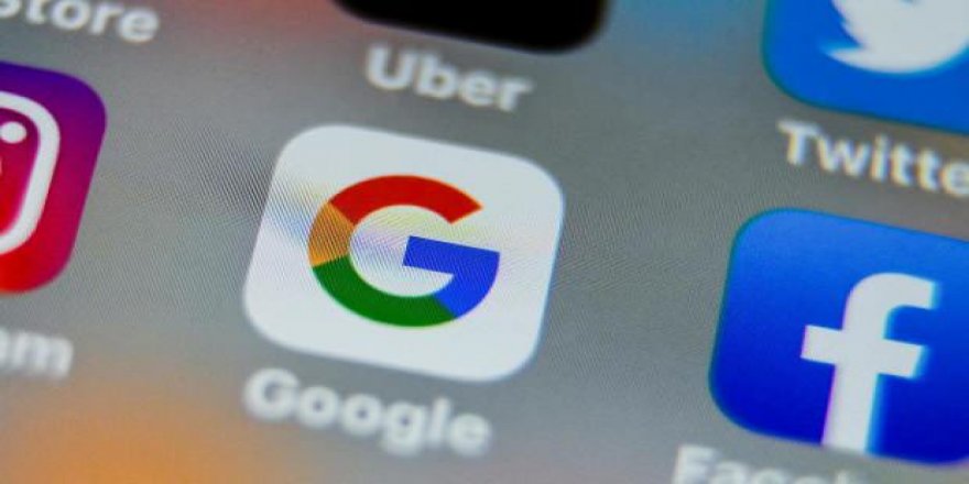 Google, Facebook ve Twitter en büyük sırlarını AB'ye açıklayacak