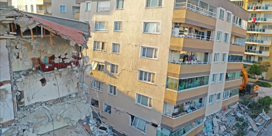 İzmir'deki 6,6'lık depremin ardından 3550 artçı sarsıntı kaydedildi