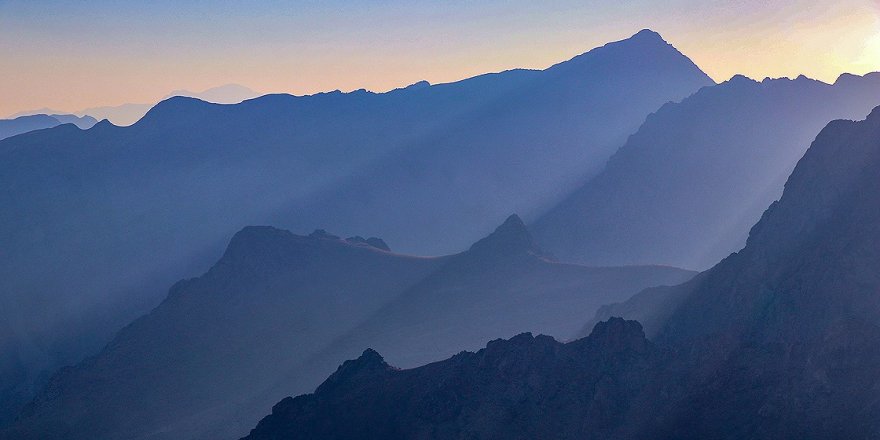 Cilo Dağları ve Sat Buzul Gölleri Milli Parkı doğal güzellikleriyle öne çıkıyor