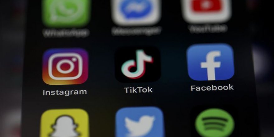 Instagram annelerinin dikkatine: Çocuğunuzun resimlerini paylaşmanız tehlikeli