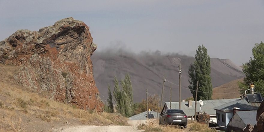 Yanardağ gibi bitmek bilmeyen küller canlarından bezdirdi