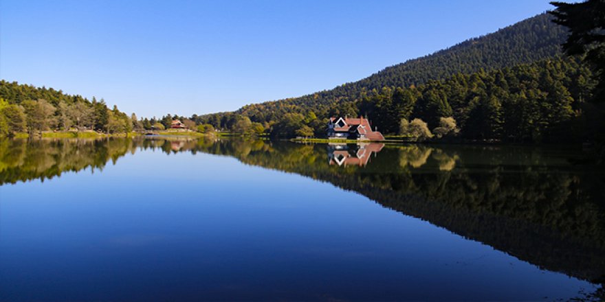 Gölcük Tabiat Parkı kademeli normalleşmeyle eski günlerine döndü