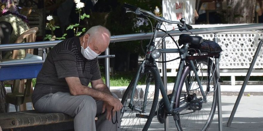 65 yaşın üstündeki vatandaşlara 'adrese teslim' e-Devlet şifresi hizmeti başladı