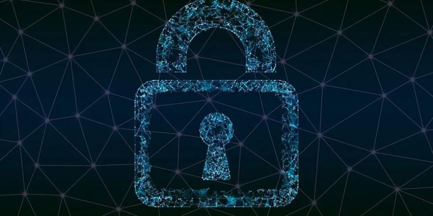 'Şifrelerimizi karmaşık ve hatta anlamsız kombinasyonlar halinde seçelim'