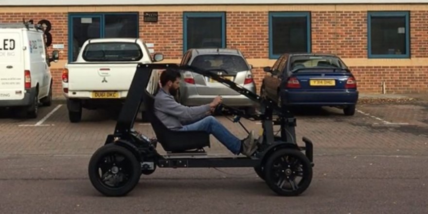 3D yazıcıyla geri dönüştürülmüş plastikten elektrikli otomobil yaptılar