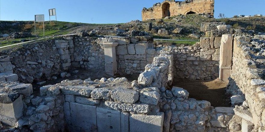 Blaundos Antik Kenti'nde Roma dönemine ait hamam bulundu