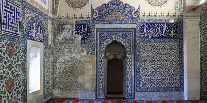 Rus generalin çaldığı Selimiye Cami’nin çinileri Türkiye'ye getirilecek