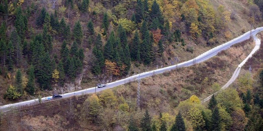 Tarihi İpek Yolu'nda sonbahar güzelliği