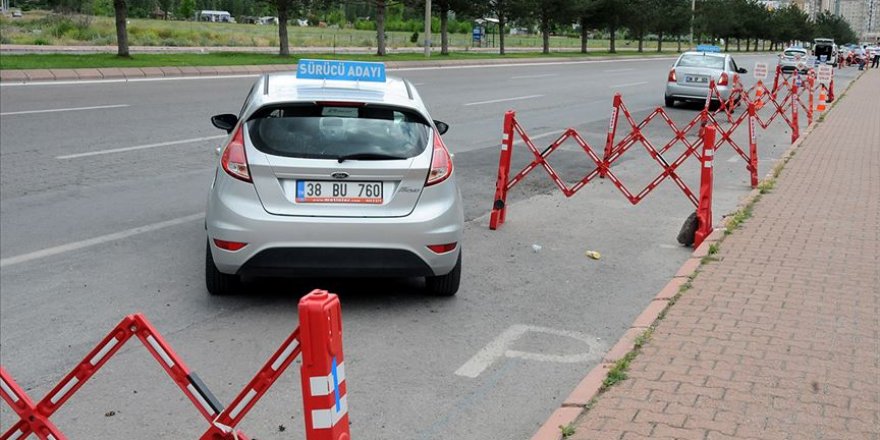 MEB'den sürücü ve çeşitli kursların hafta sonu yapılacak sınavlarına ilişkin düzenleme