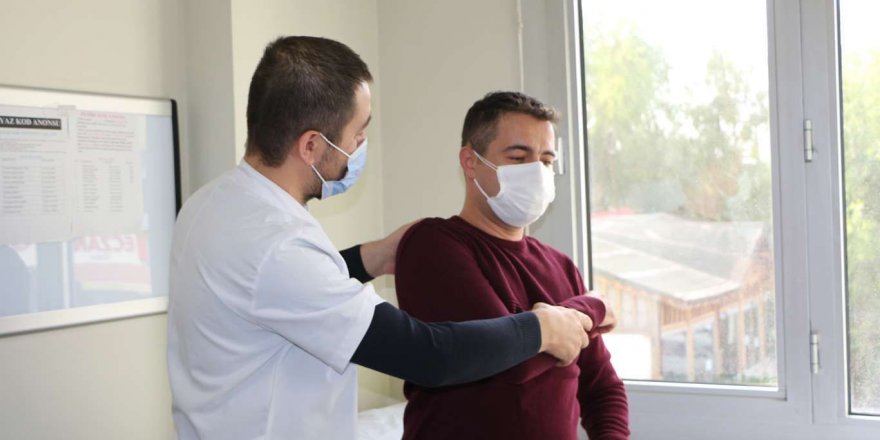 Skolyoz hastalığında en önemli adım 'erken tanı'