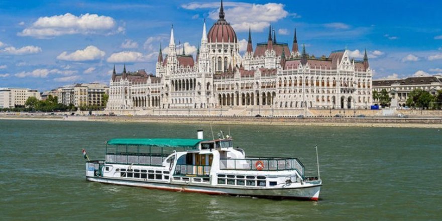 Tuna Nehri'nde Osmanlı dönemine ait taş gülle bulundu