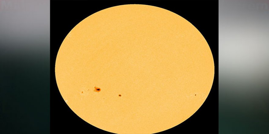 Türkiye'den görüldü: Güneş yüzeyinde Dünya'dan büyük leke