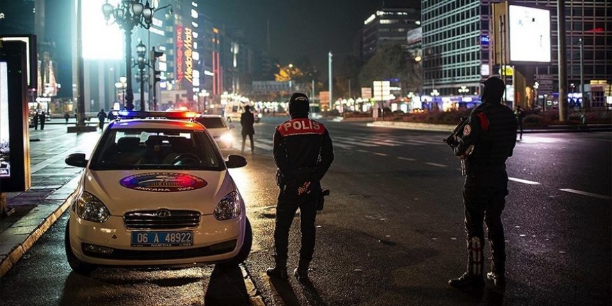 Hafta sonu sokağa çıkma kısıtlamasının 7'ncisi başladı