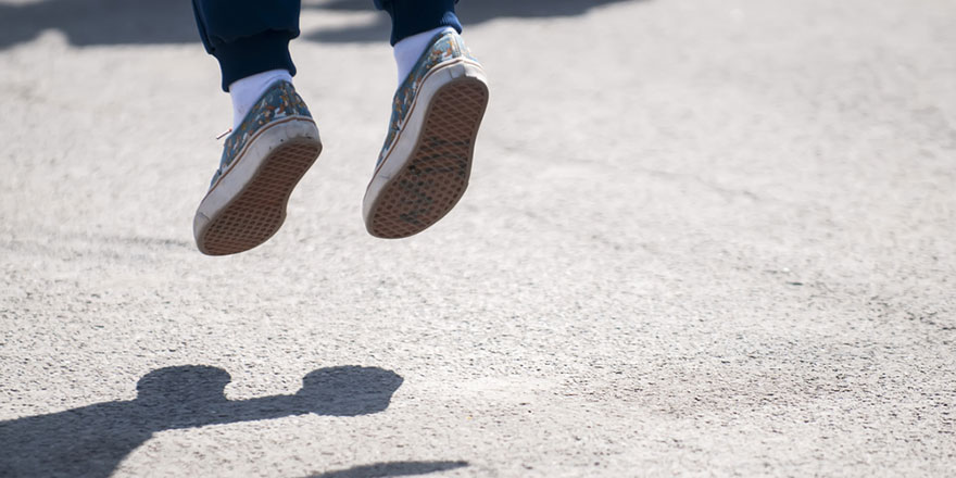 Zıplayan çocuk daha iyi öğreniyor