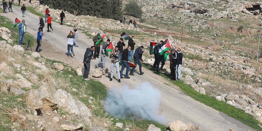 İsrail güçlerinin yaraladığı Filistinli çocuk şehit oldu