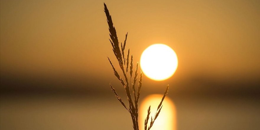 Tunceli'de gün batımı kartpostallık manzaralar oluşturdu