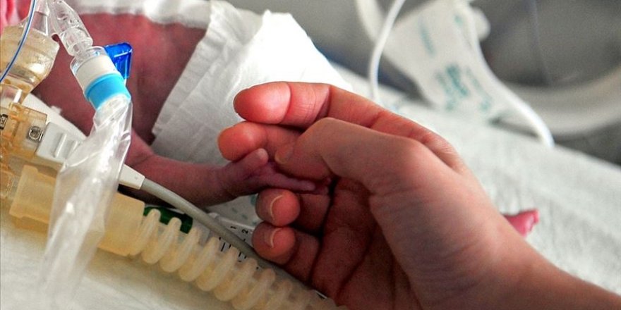 Koronavirüs erken doğum riskini tetikliyor