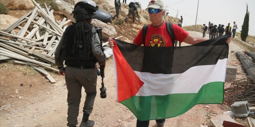 İsrail'de Arap asıllı aileleri bölen 18 yıllık yasa son buldu